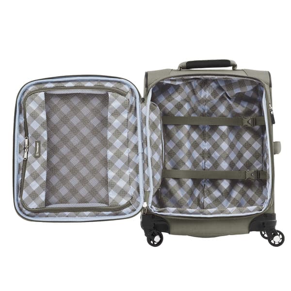 Sized For The Skies – Reviewing The Travelpro Maxlite 5 International Carry-On