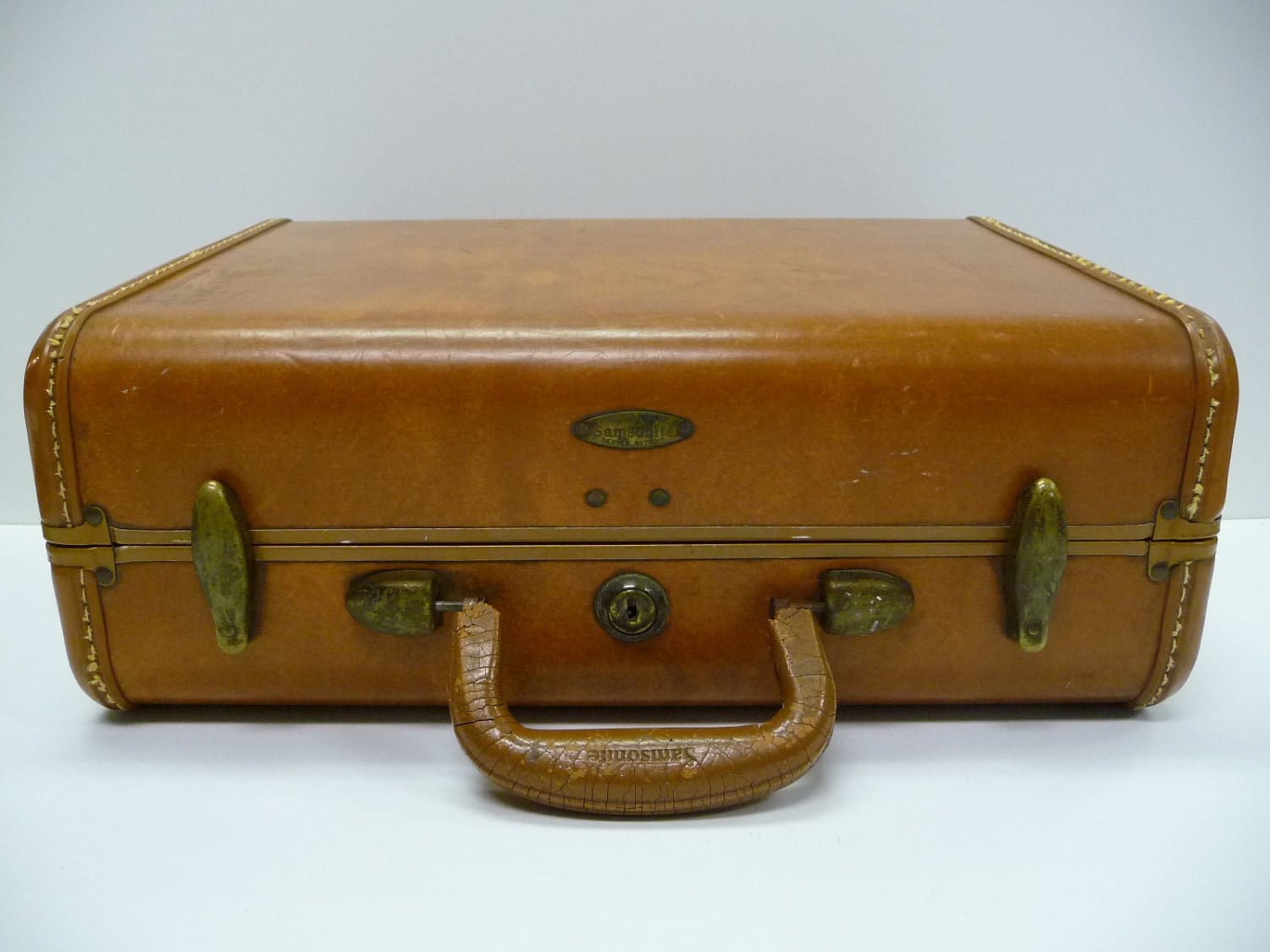 How to Restore Vintage Samsonite Suitcases
