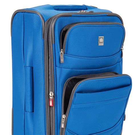 The Goldilocks of Carry-Ons: We Review Delsey’s 21 Inch Carry On