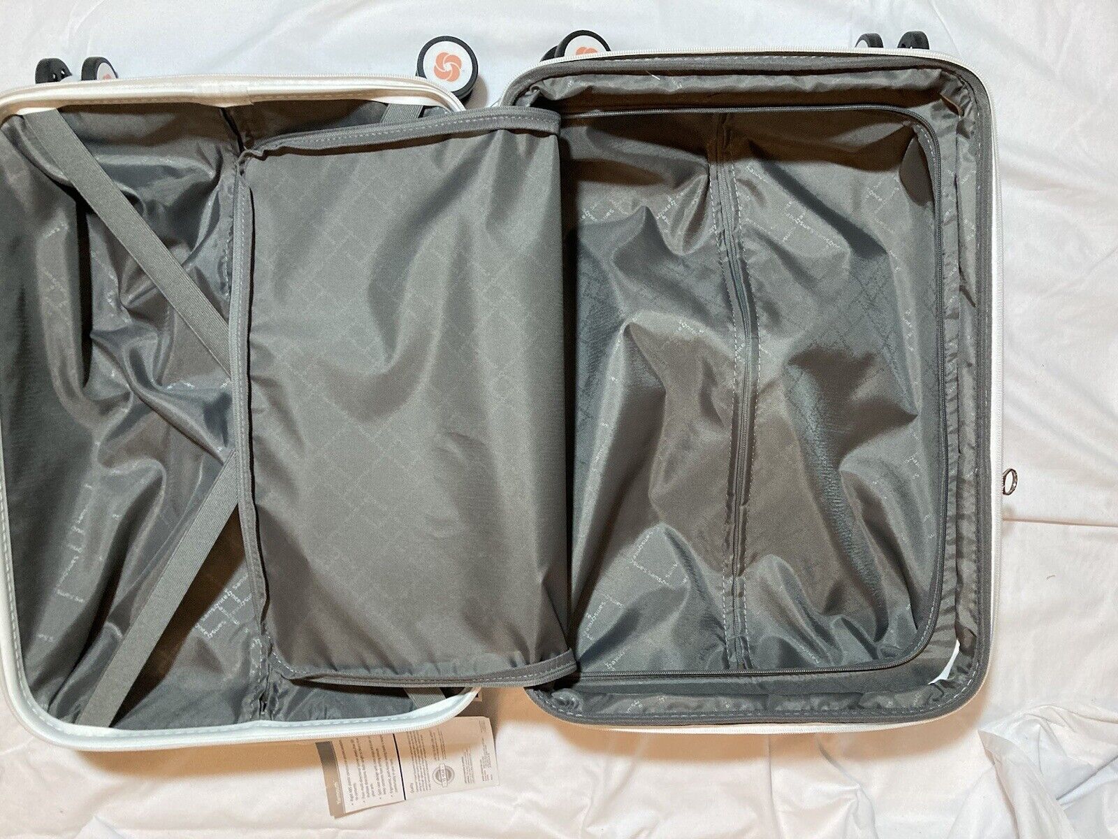 NWT 20" Samsonite Yarmouth Luggage Hard Shell Suitcase Spinner Blush/ Rose Gold - Picture 5 of 17
