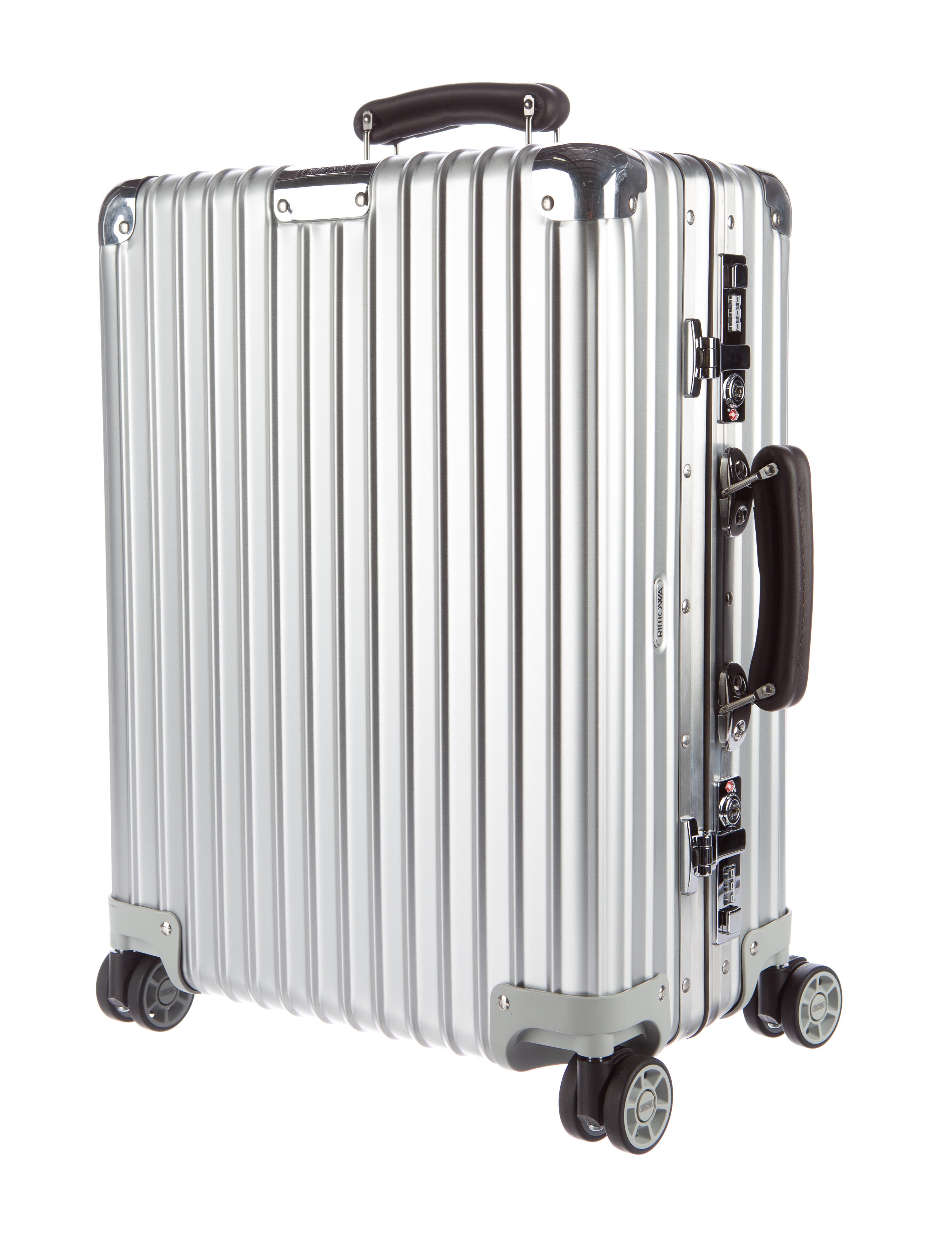 Rimowa Classic Flight Multiwheel Cabin w/ Tags - Silver Suitcases ...